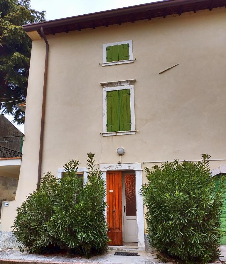 Villa Casale storico Enzo Castelnuovo del Garda Esterno foto