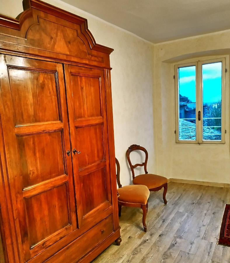 Villa Casale storico Enzo Castelnuovo del Garda Esterno foto