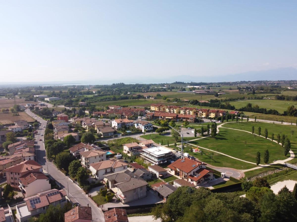 Villa Casale storico Enzo Castelnuovo del Garda Esterno foto