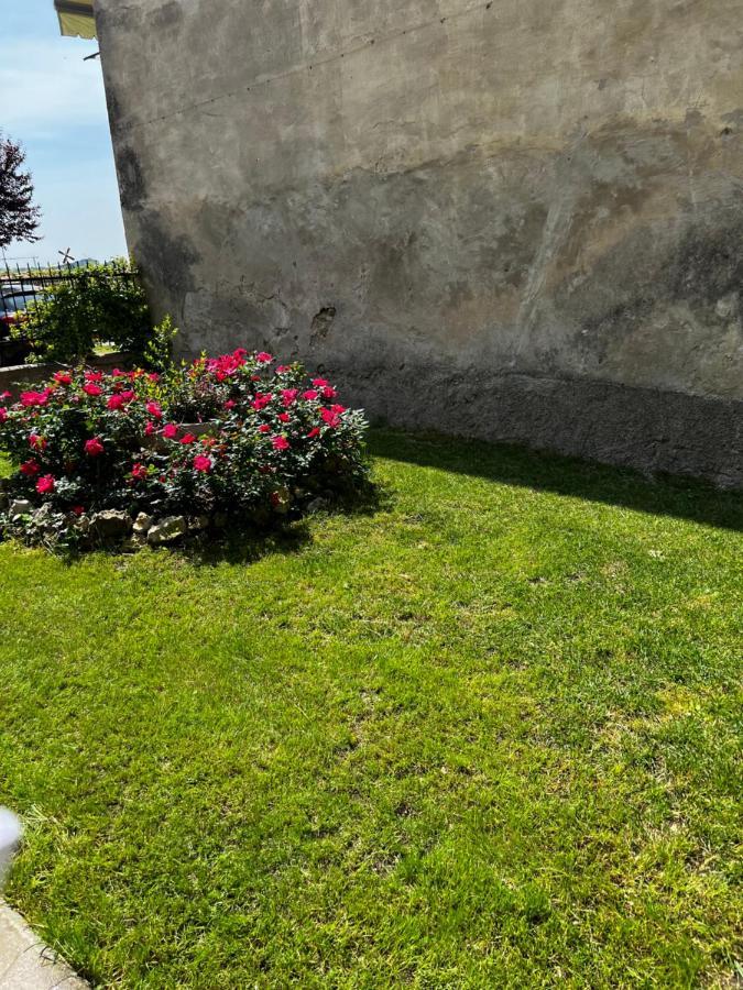 Villa Casale storico Enzo Castelnuovo del Garda Esterno foto